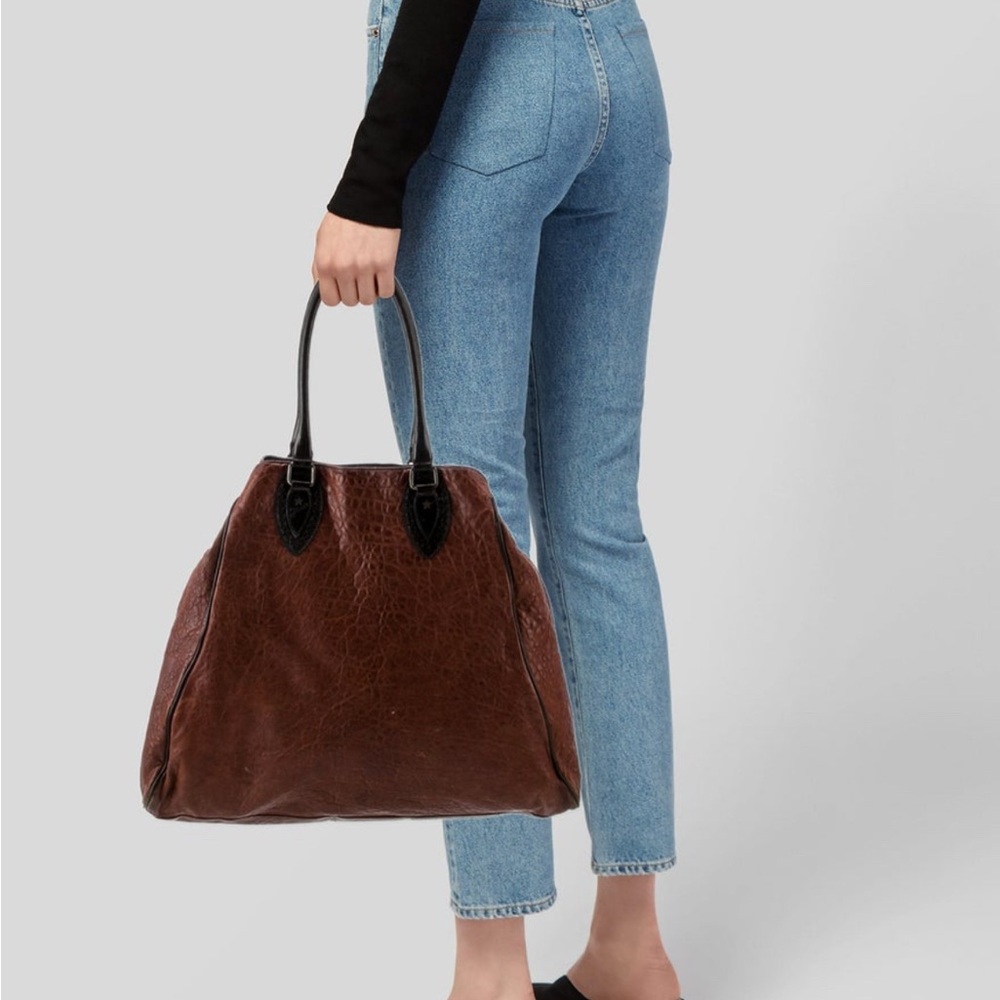 Fendi Du Jour Leather Tote